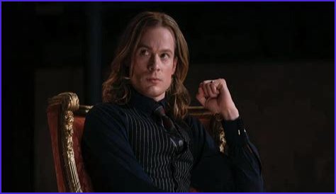 Discovering The Height Of Actor Sam Reid: A Closer Look